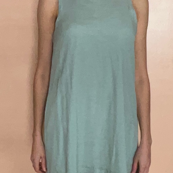 Robert Louis Summer Dress - Picture 2 of 5